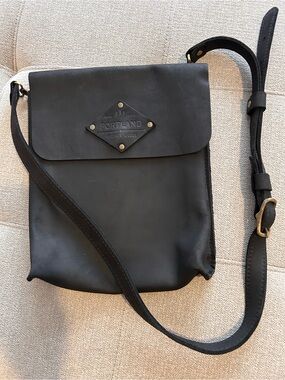 Portland Leather Black Leather Messenger Crossbody